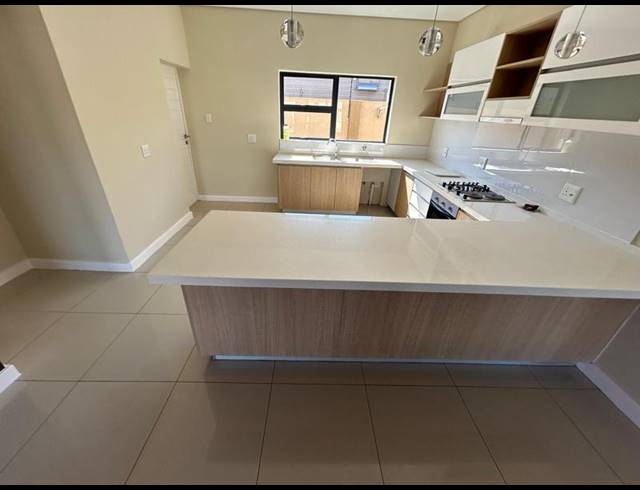 3 BEDROOM PROPERTY TO RENT IN CHROOM PARK